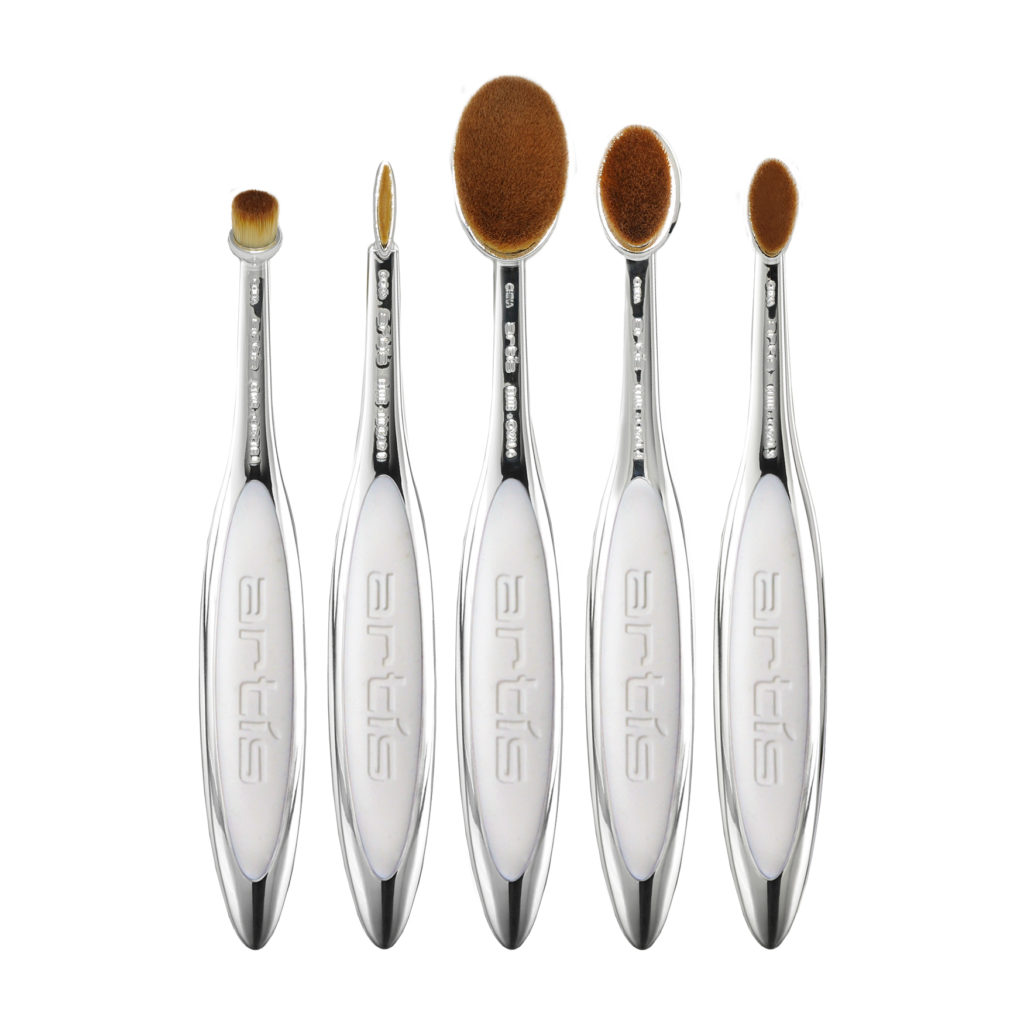 Artis brushes